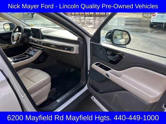 2020 Lincoln Aviator Reserve Image 17 of 21