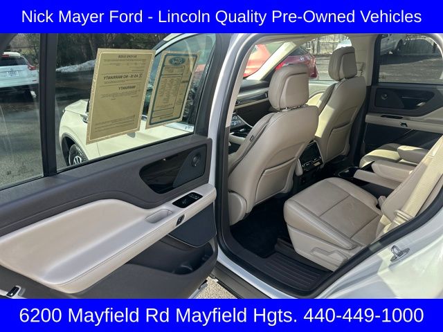 2020 Lincoln Aviator Reserve Image 12 of 21