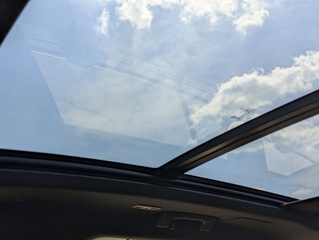 Vehicle image 29 of 30