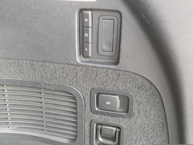 Vehicle image 10 of 30