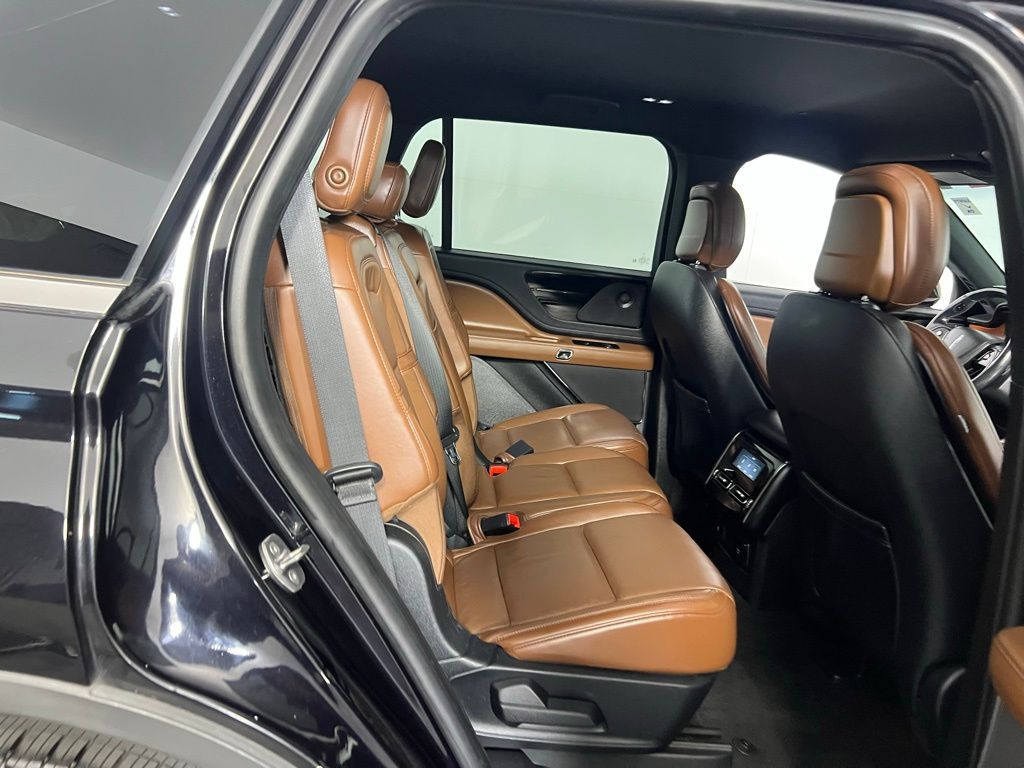 2020 Lincoln Aviator Reserve Image 12 of 51