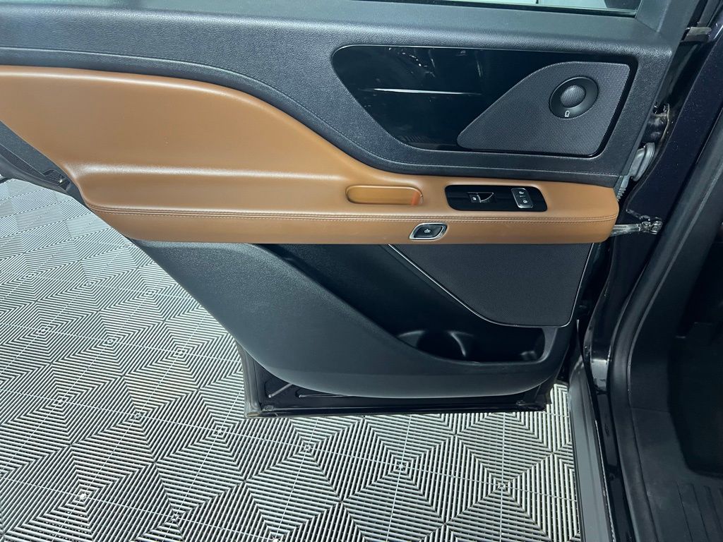 2020 Lincoln Aviator Reserve Image 31 of 51
