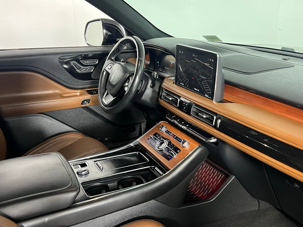 2020 Lincoln Aviator Reserve Image 20 of 51