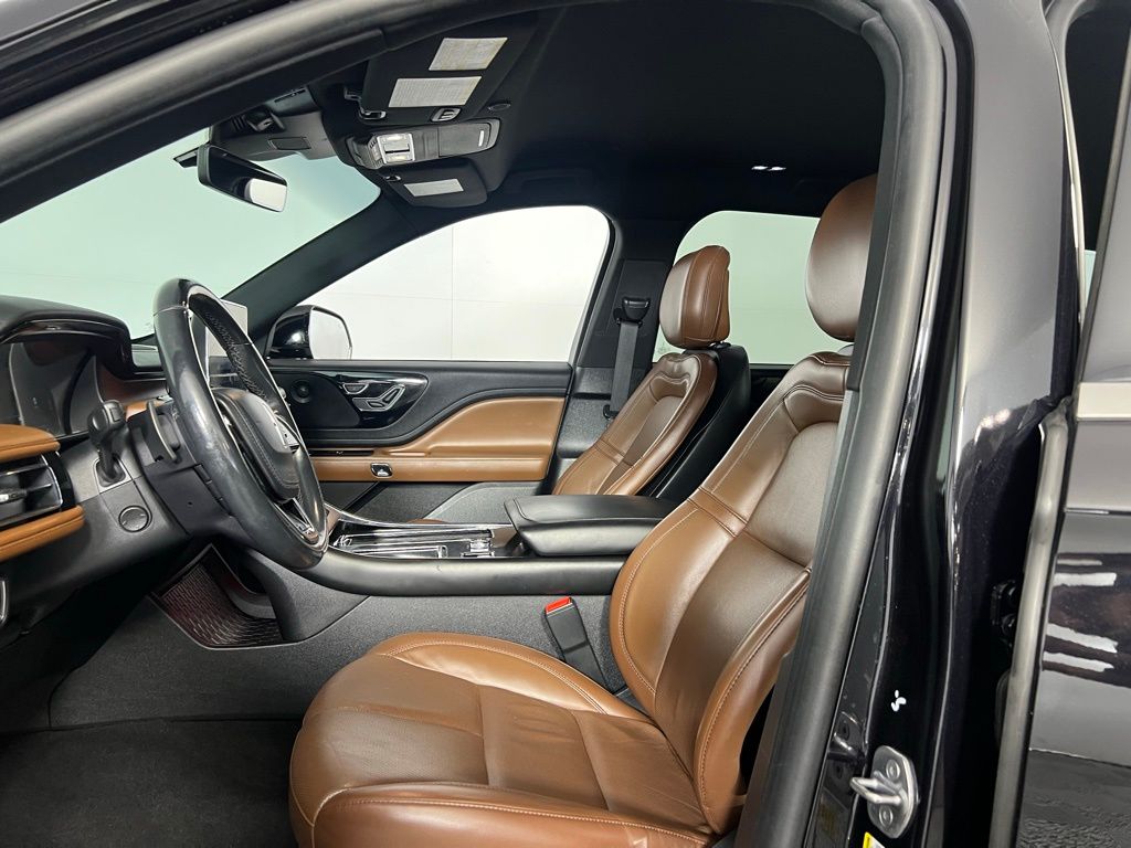 2020 Lincoln Aviator Reserve Image 16 of 51