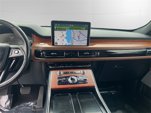 Vehicle image 11 of 15