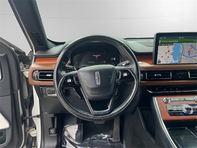 Vehicle image 12 of 15