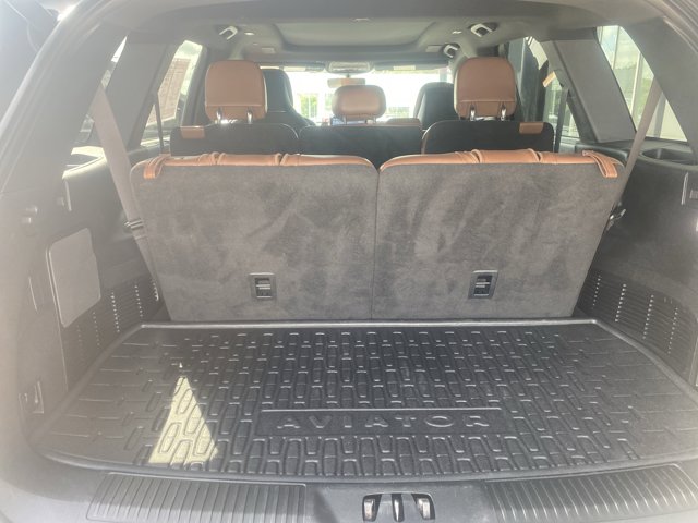 Vehicle image 8 of 20