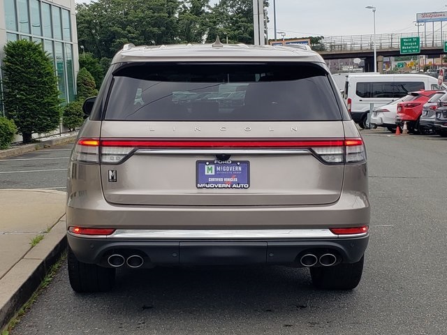 Vehicle image 6 of 47