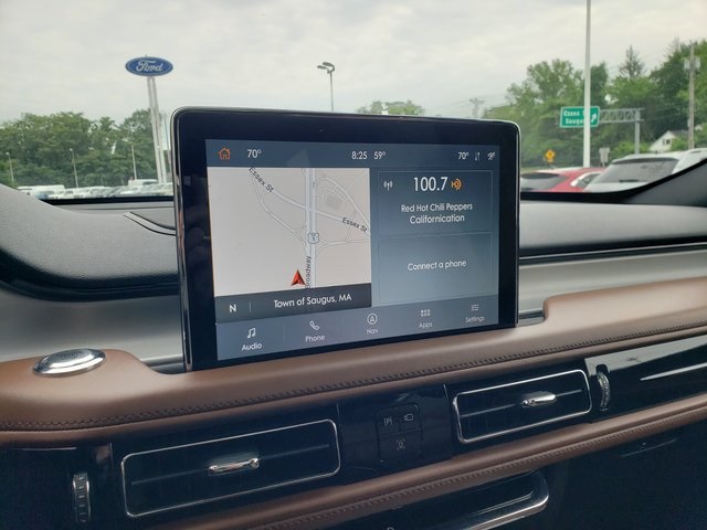 Vehicle image 22 of 47