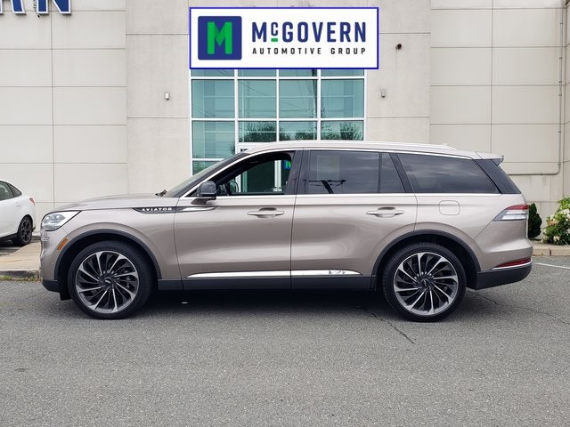 Vehicle image 8 of 47