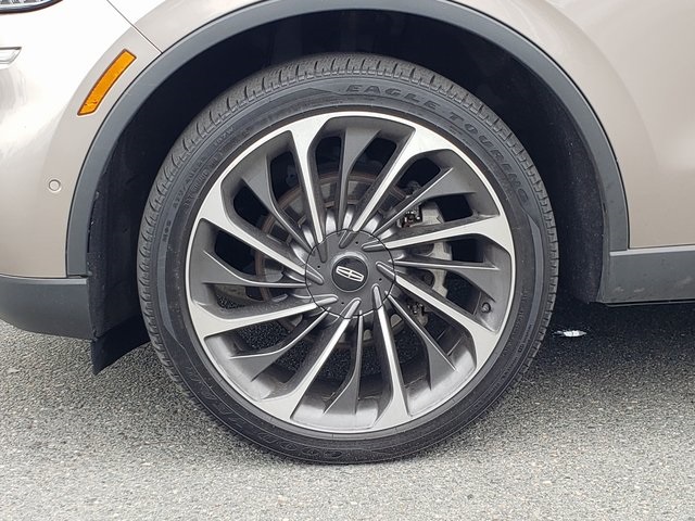 Vehicle image 36 of 47