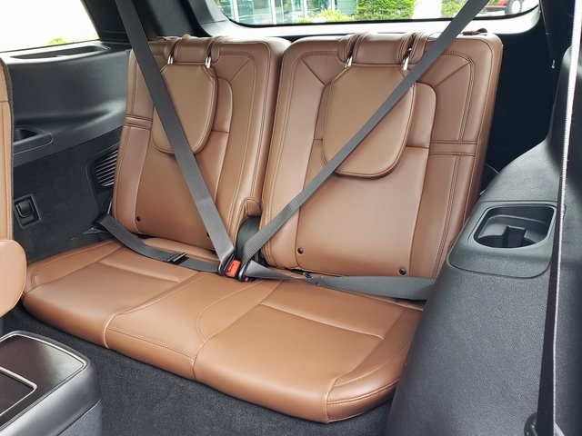 Vehicle image 17 of 47
