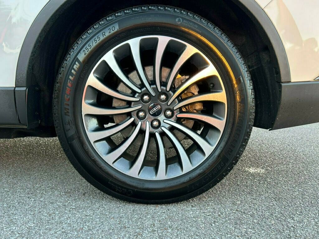 2020 Lincoln Aviator Reserve Image 8 of 34