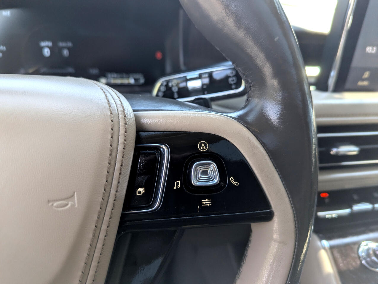 2020 Lincoln Aviator Reserve Image 64 of 66