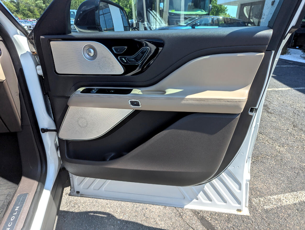 2020 Lincoln Aviator Reserve Image 44 of 66