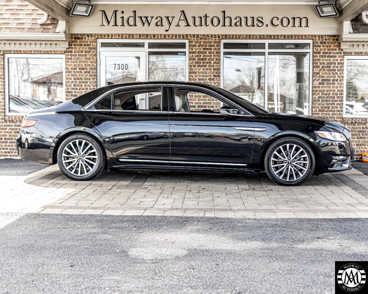 Vehicle image 4 of 39