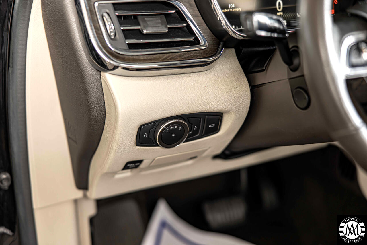 Vehicle image 20 of 39
