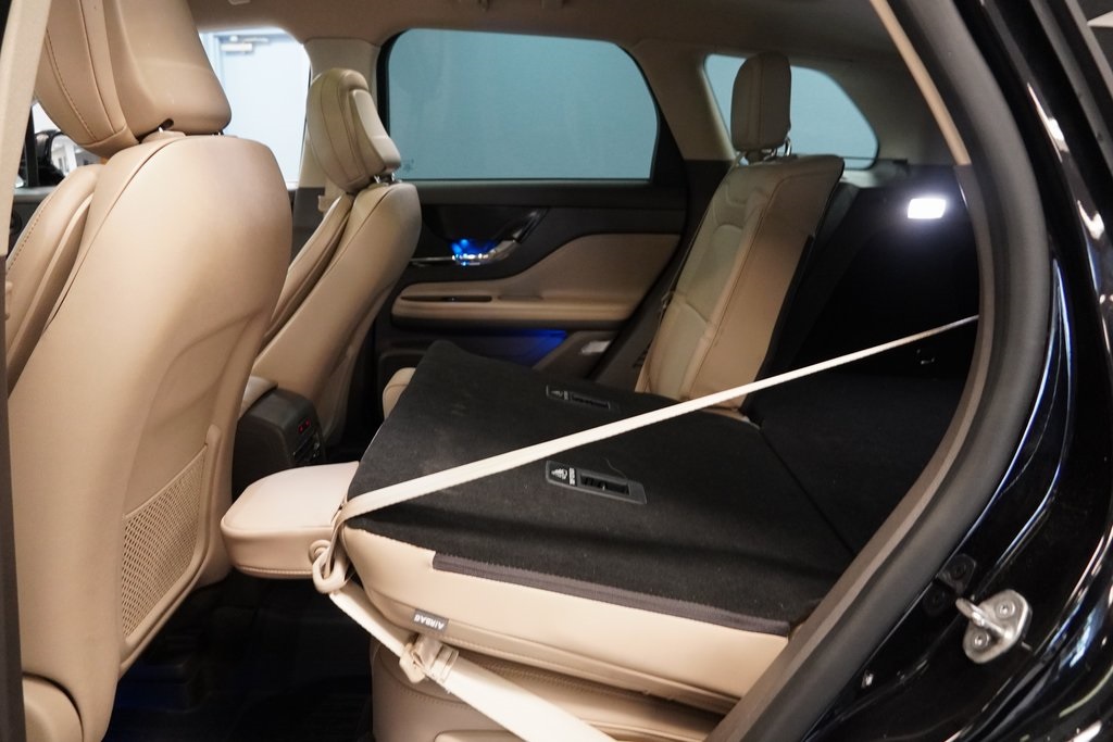 2020 Lincoln Corsair Reserve Image 18 of 39