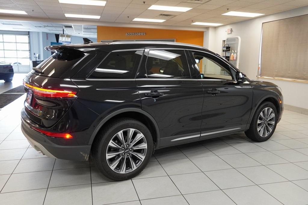 2020 Lincoln Corsair Reserve Image 5 of 39