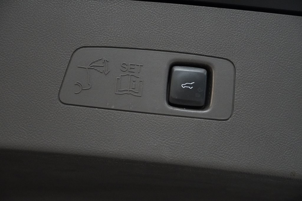 2020 Lincoln Corsair Reserve Image 32 of 39