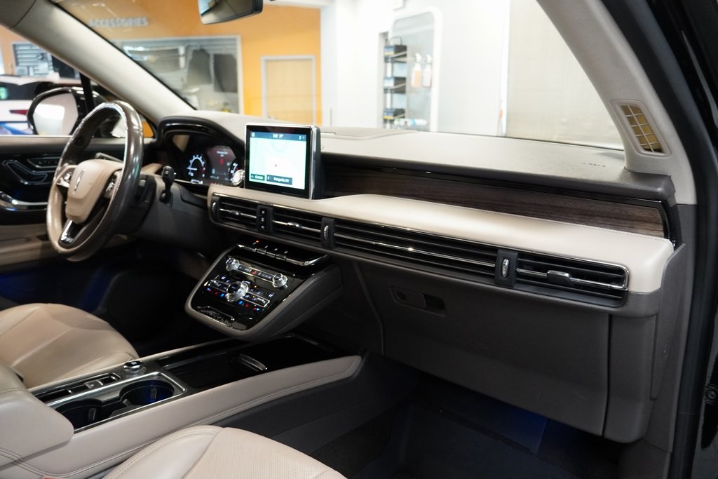 2020 Lincoln Corsair Reserve Image 21 of 39