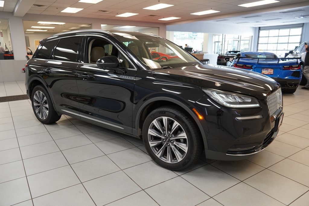 2020 Lincoln Corsair Reserve Image 3 of 39