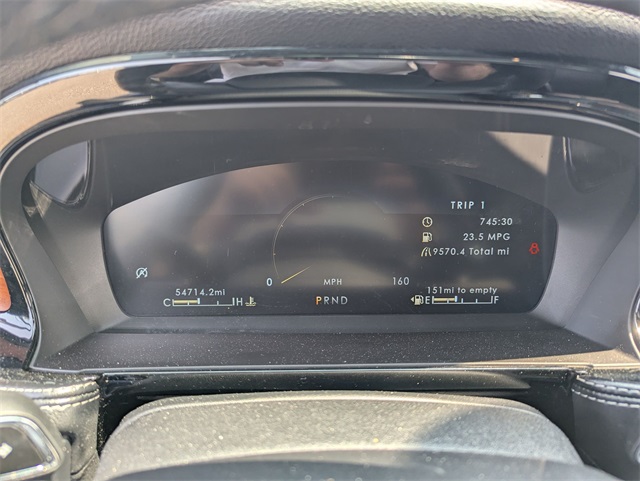 Vehicle image 13 of 28