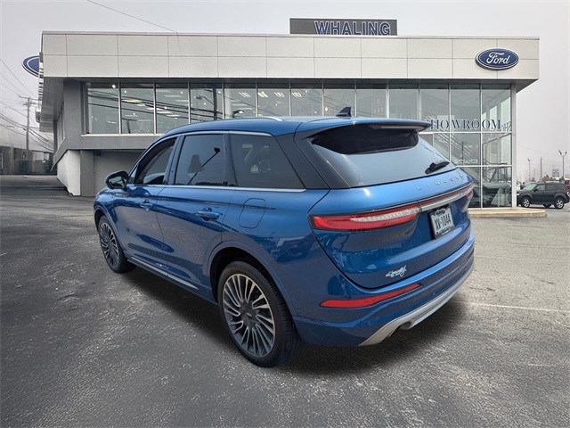 Vehicle image 5 of 28