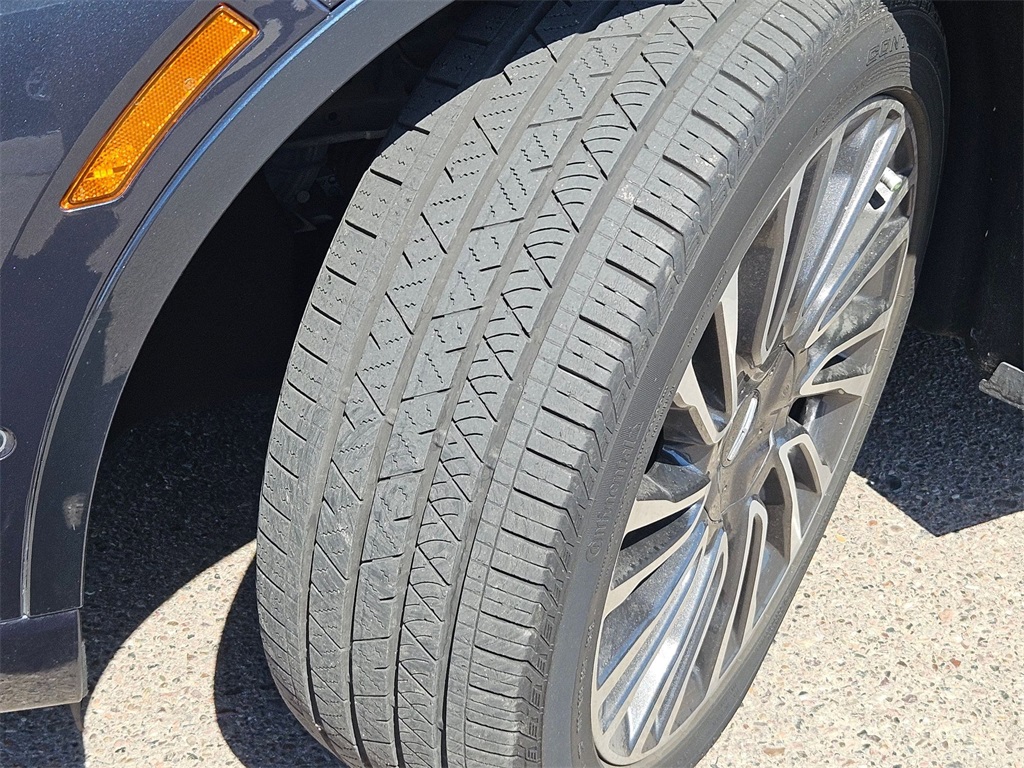 Vehicle image 11 of 30