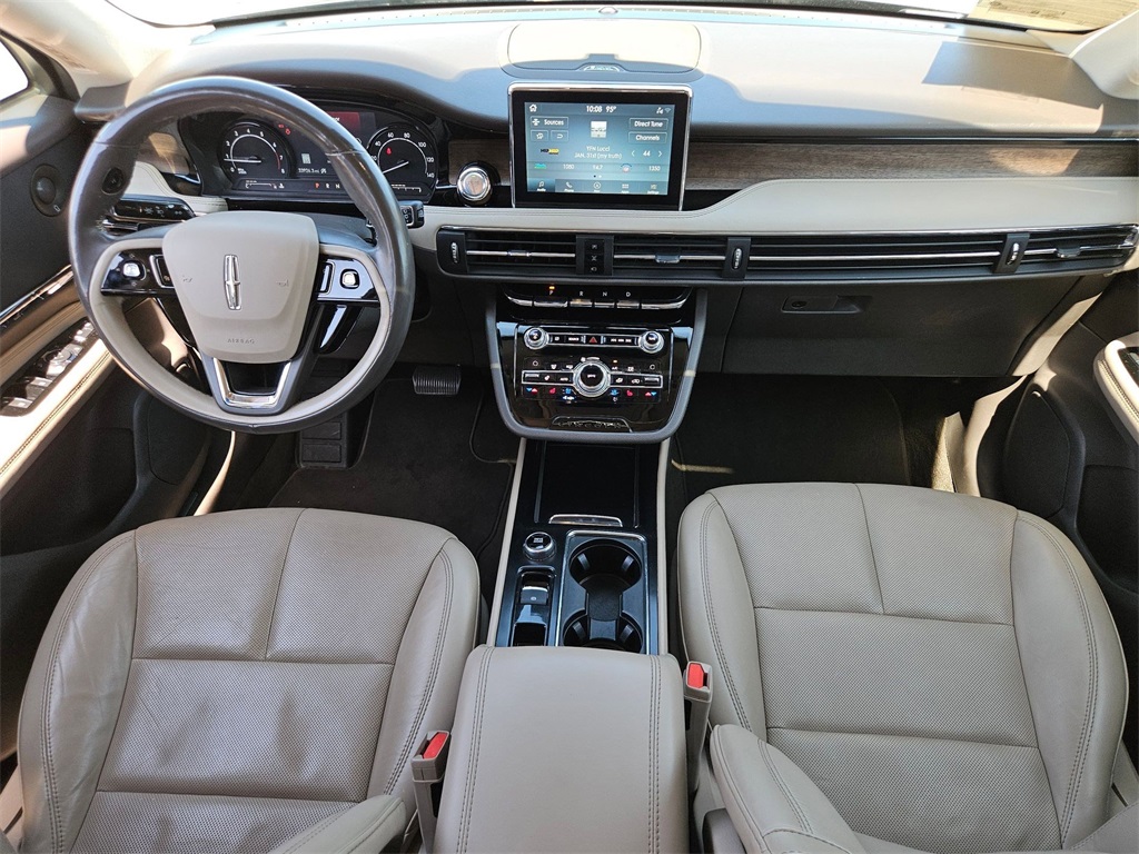 Vehicle image 17 of 30