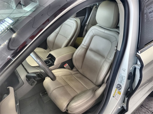 2020 Lincoln Corsair Reserve Image 14 of 26