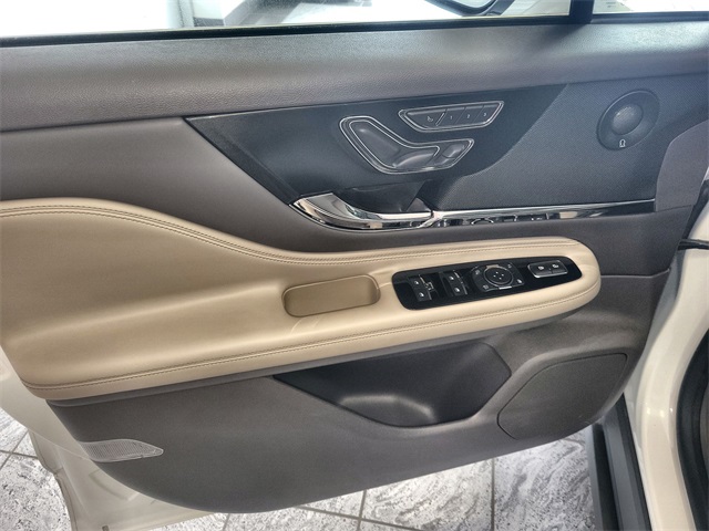 2020 Lincoln Corsair Reserve Image 21 of 26