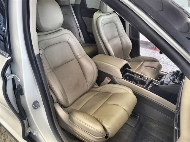 2020 Lincoln Corsair Reserve Image 12 of 26