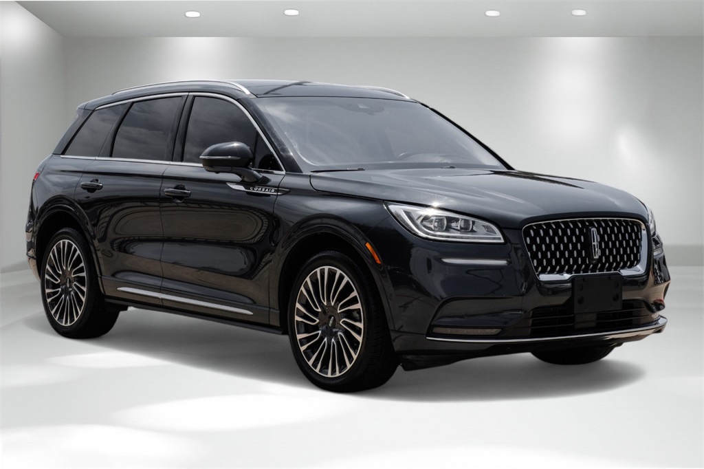 Vehicle image 4 of 69