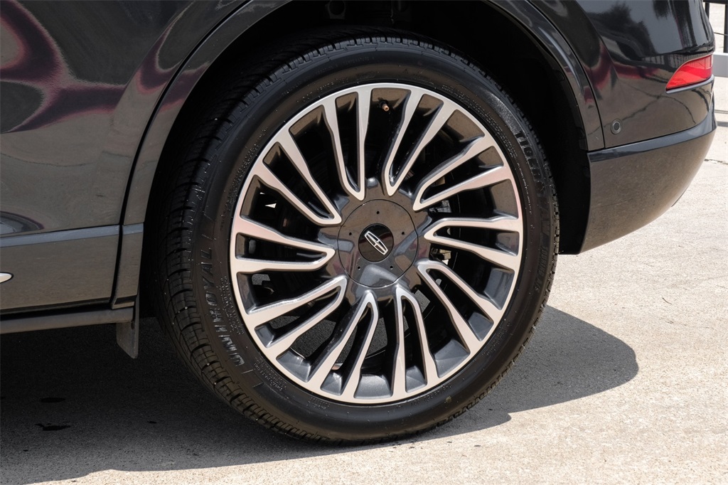 Vehicle image 58 of 69