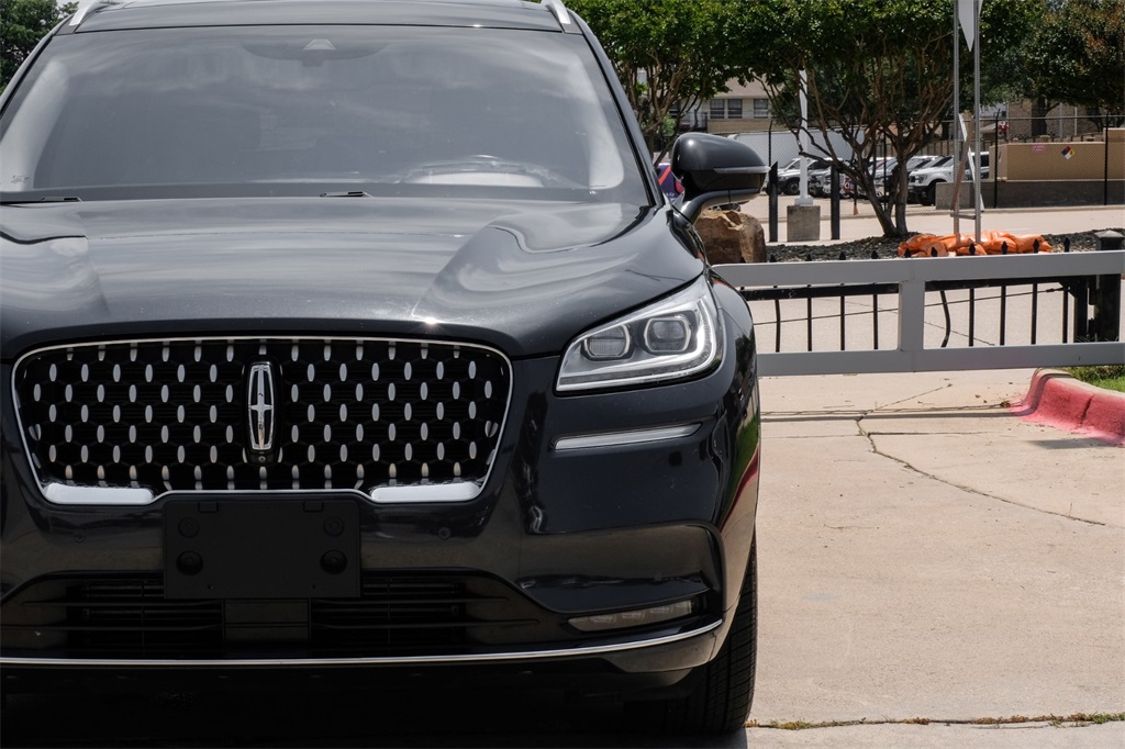 Vehicle image 3 of 69