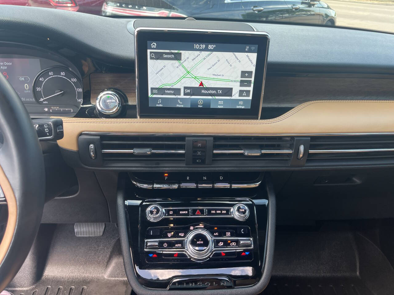 Vehicle image 9 of 21