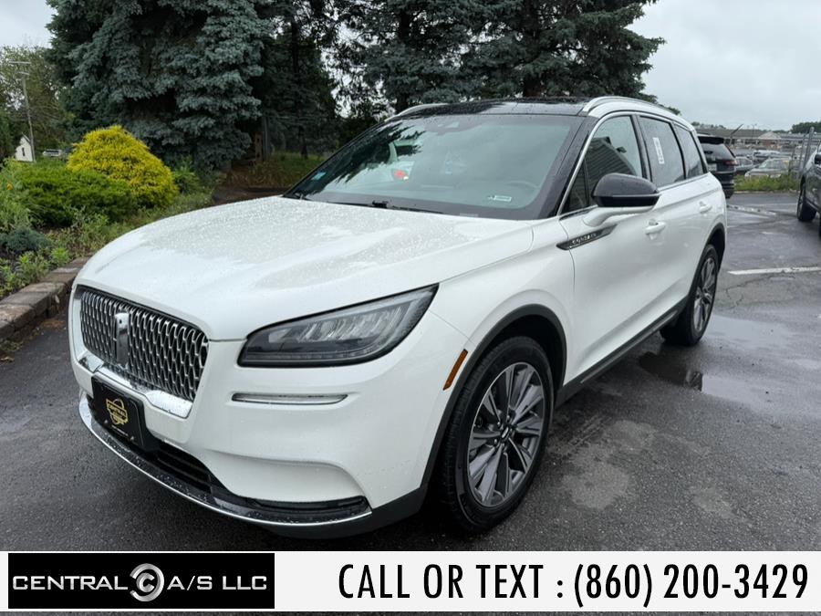 Vehicle image 2 of 32
