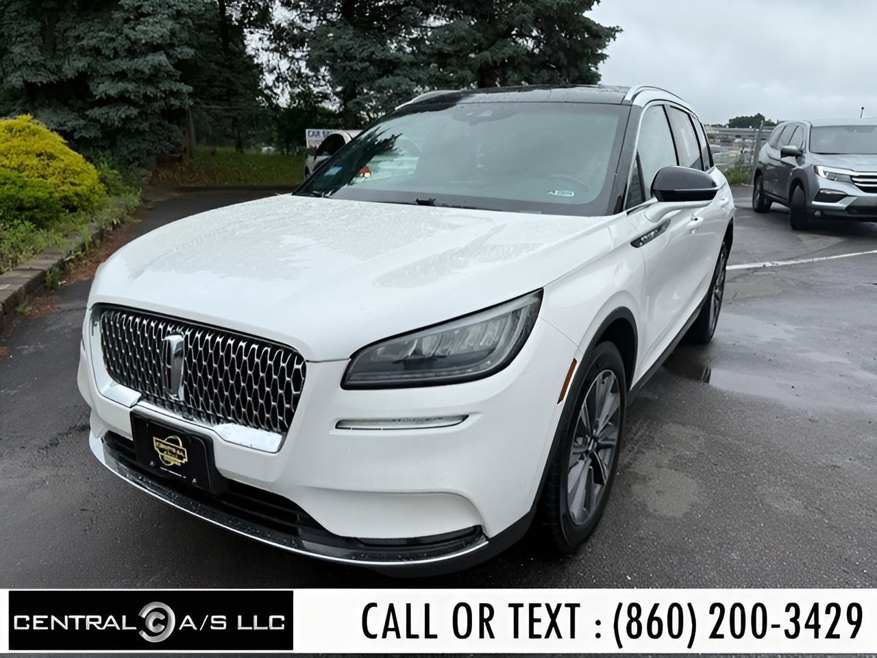 Vehicle image 29 of 32