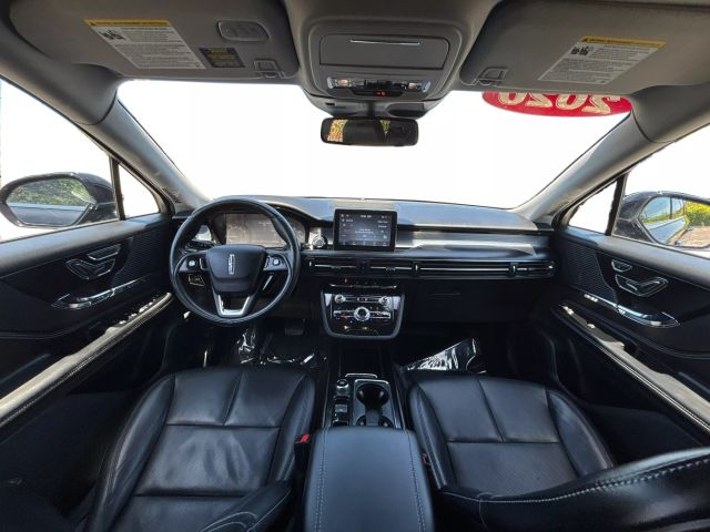 Vehicle image 16 of 40