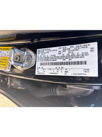 Vehicle image 29 of 40
