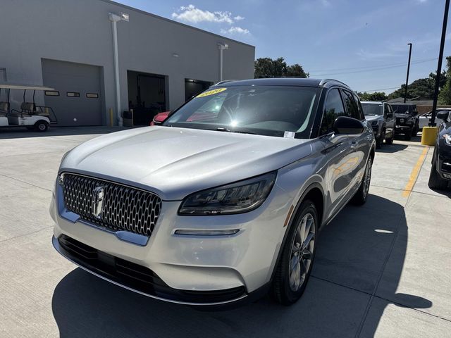 2020 Lincoln Corsair Standard Image 1 of 27