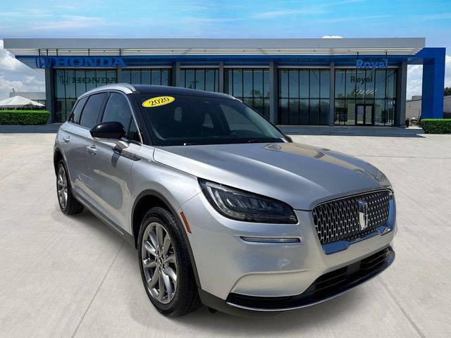 2020 Lincoln Corsair Standard Image 2 of 27