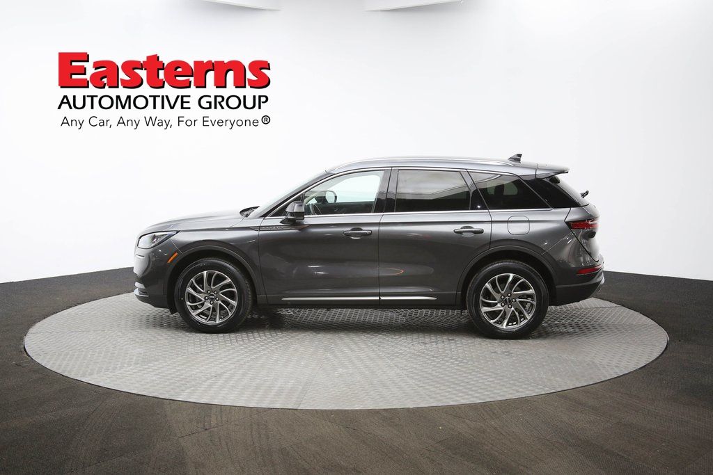 Vehicle image 36 of 62