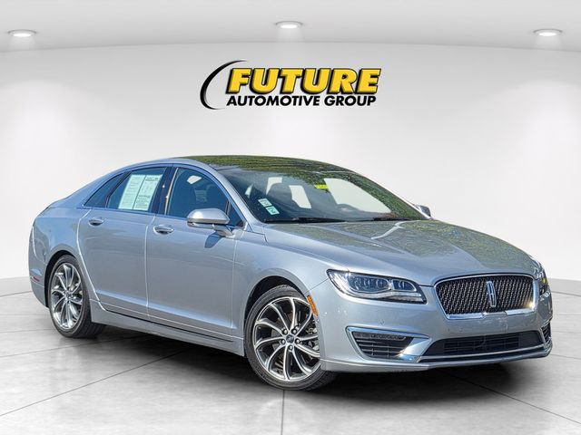 2020 Lincoln MKZ Reserve Image 3 of 27