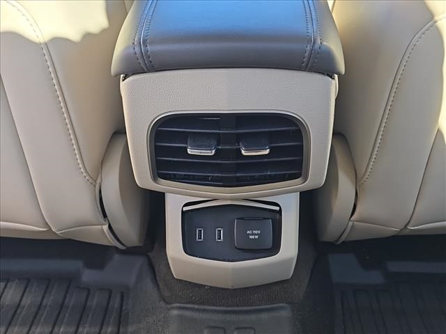 2020 Lincoln MKZ Standard Image 22 of 31