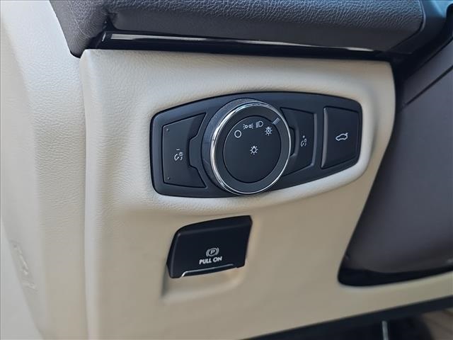 2020 Lincoln MKZ Standard Image 30 of 31