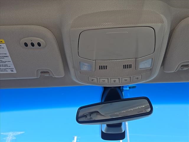 2020 Lincoln MKZ Standard Image 24 of 31