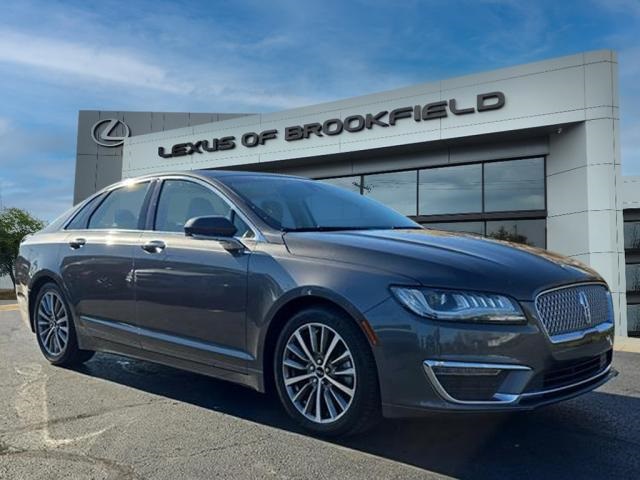 2020 Lincoln MKZ Standard Image 3 of 31
