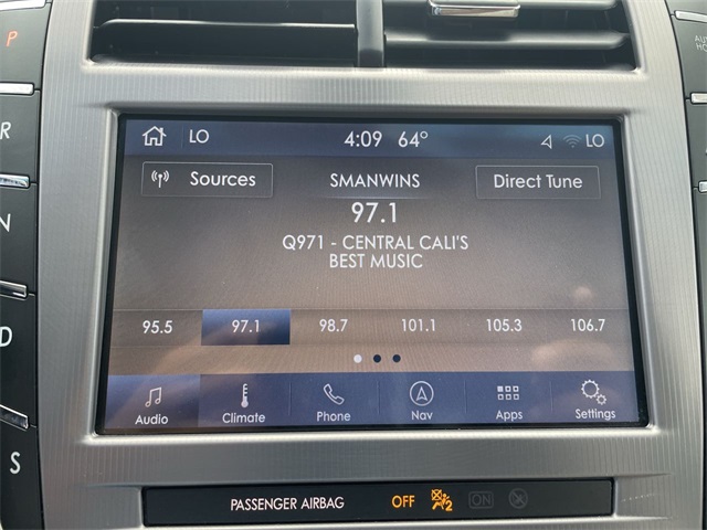 Vehicle image 14 of 35